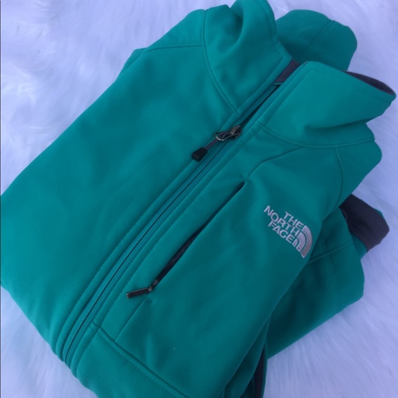 The North Face Jackets & Blazers - The North face shell coat women’s teal green